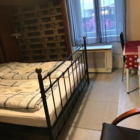 Ferienwohnung Jazmin Apartman Pécs Exterior foto