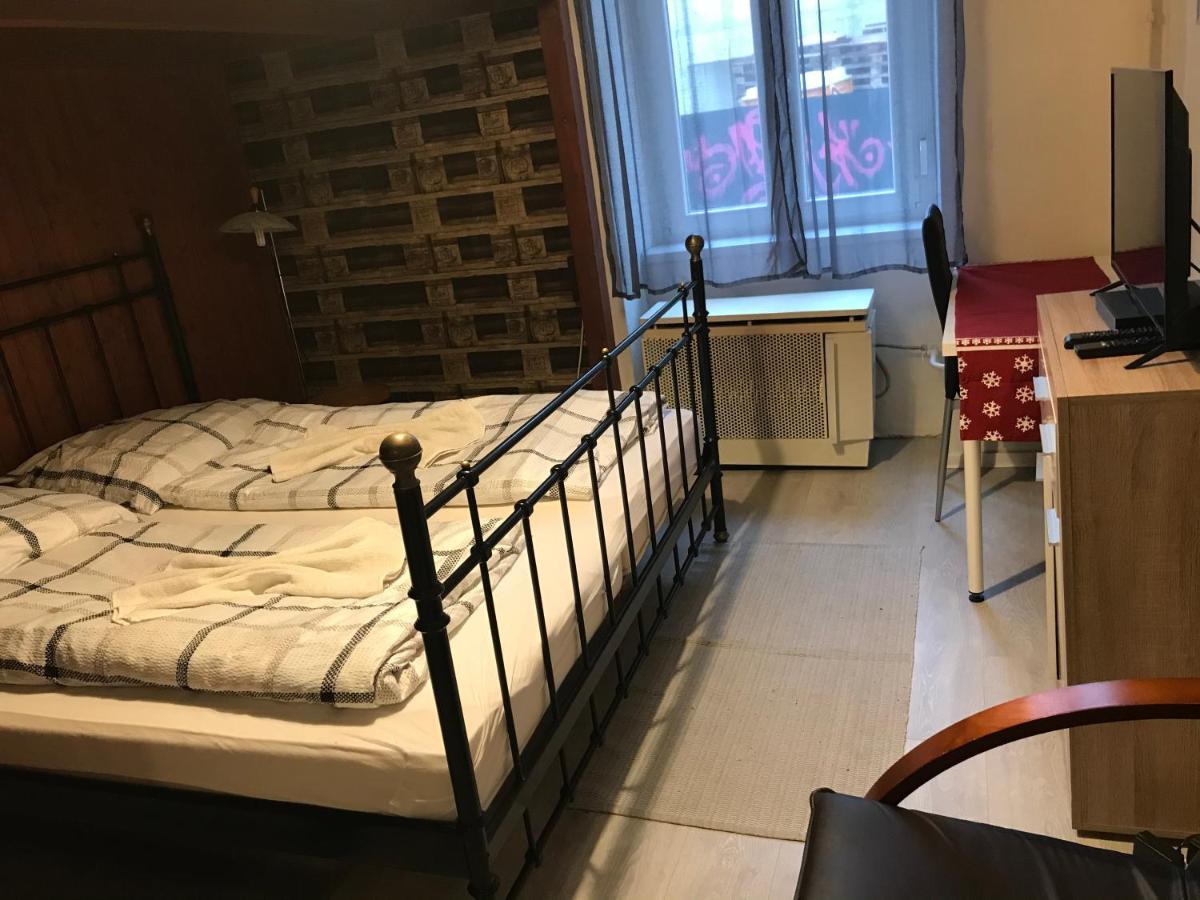 Ferienwohnung Jazmin Apartman Pécs Exterior foto