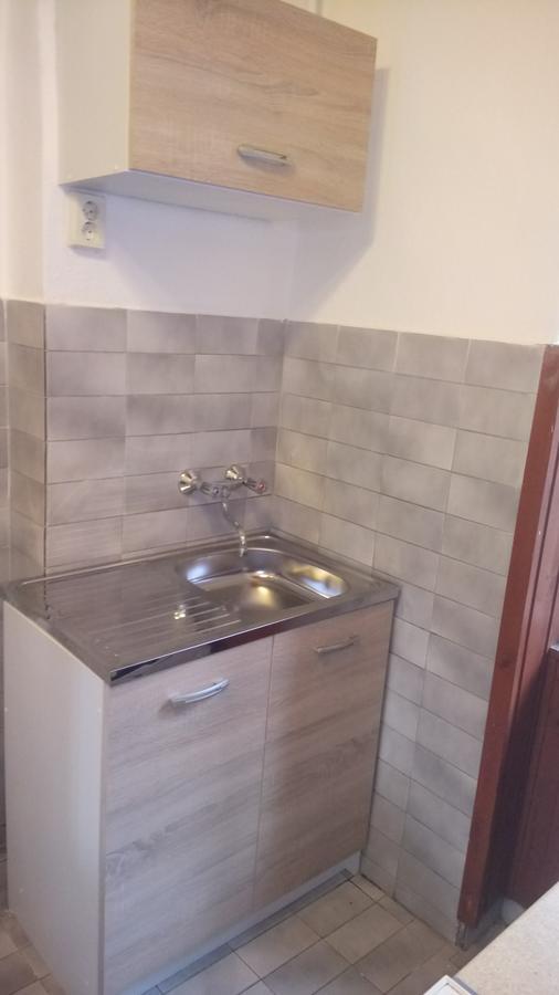 Ferienwohnung Jazmin Apartman Pécs Exterior foto