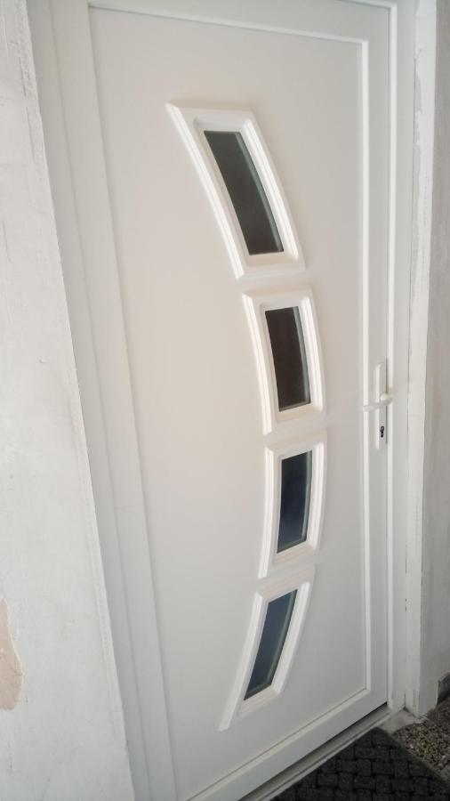 Ferienwohnung Jazmin Apartman Pécs Exterior foto